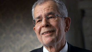 Alexander Van der Bellen im Porträt