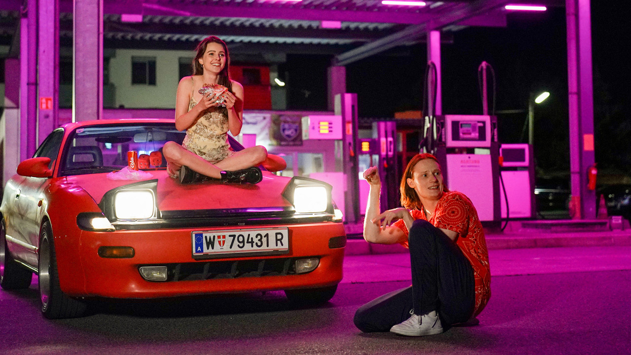 Alle Folgen jetzt: Biester 1/10