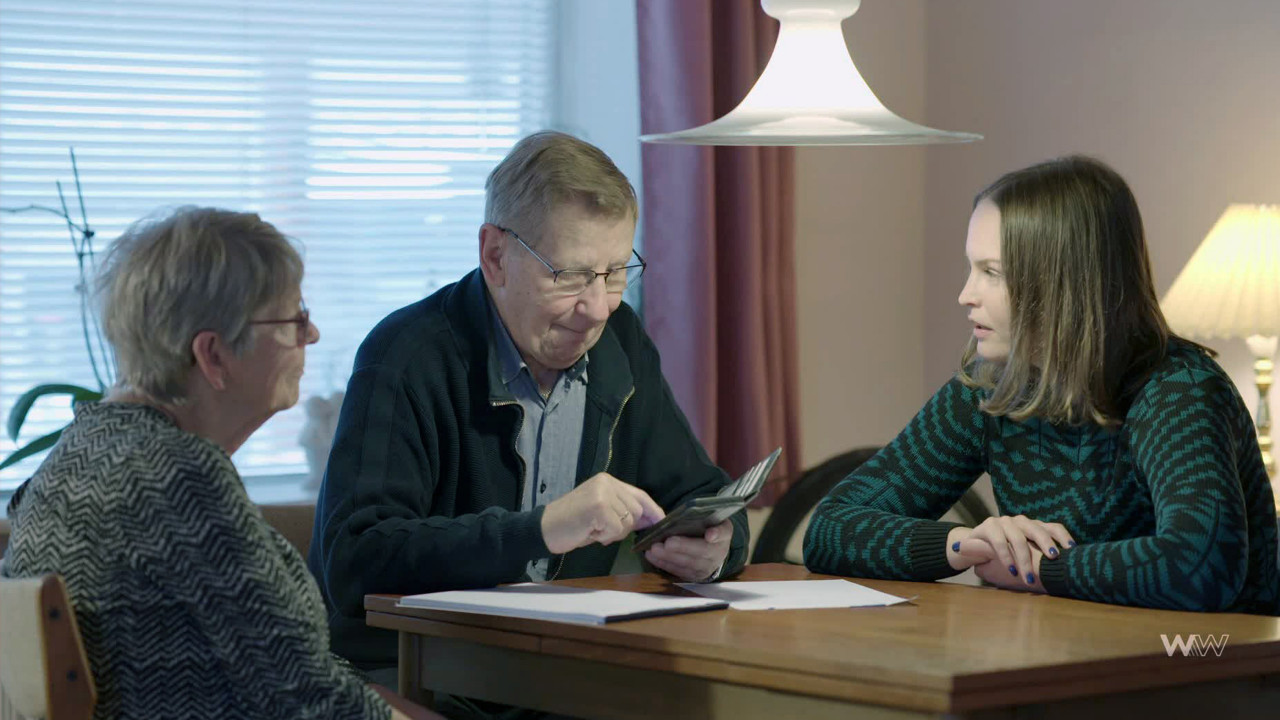 WeltWeit: Alt und arm. Muss das sein?